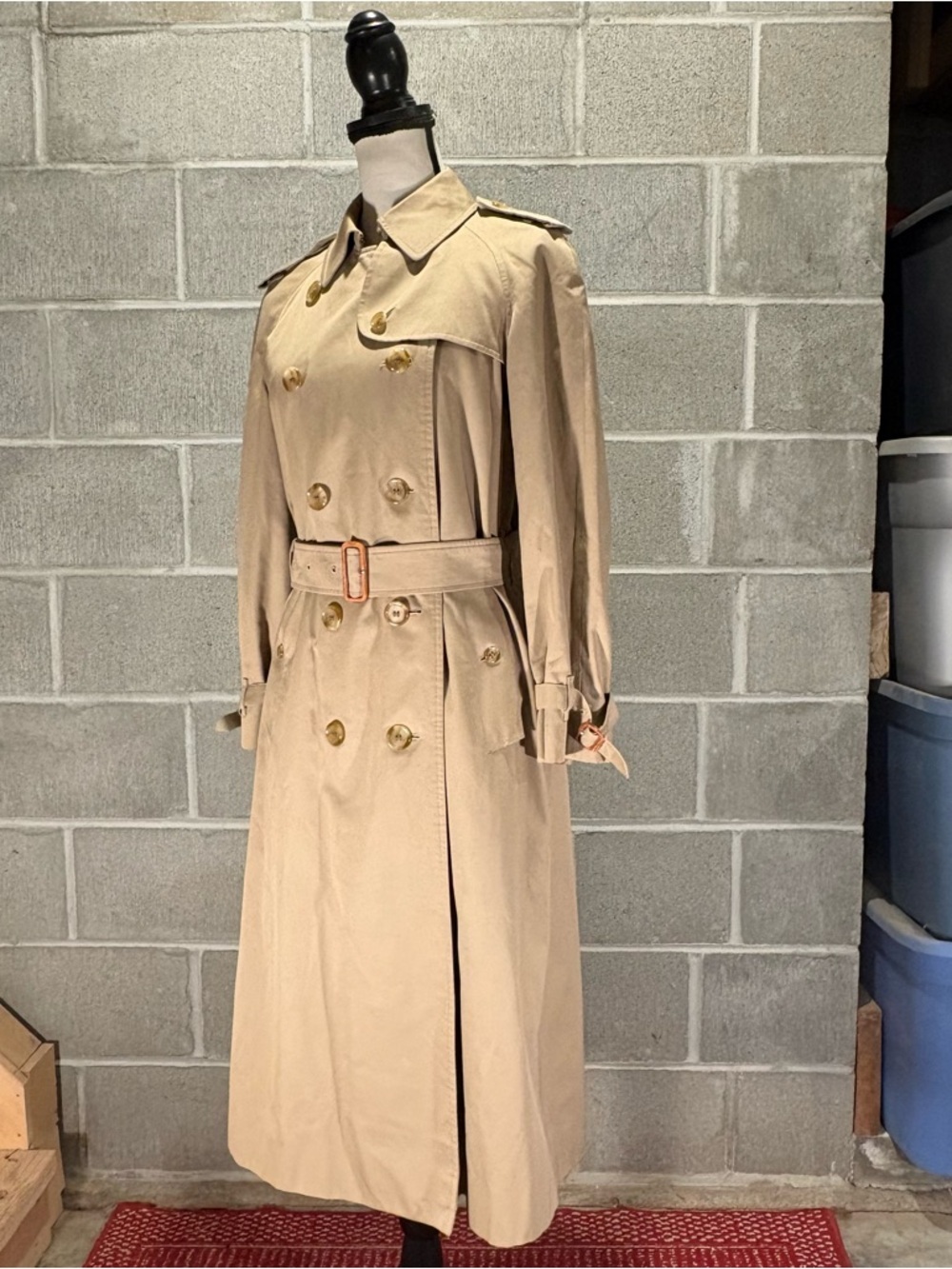 Burberry trench coat - Picture 4 of 16